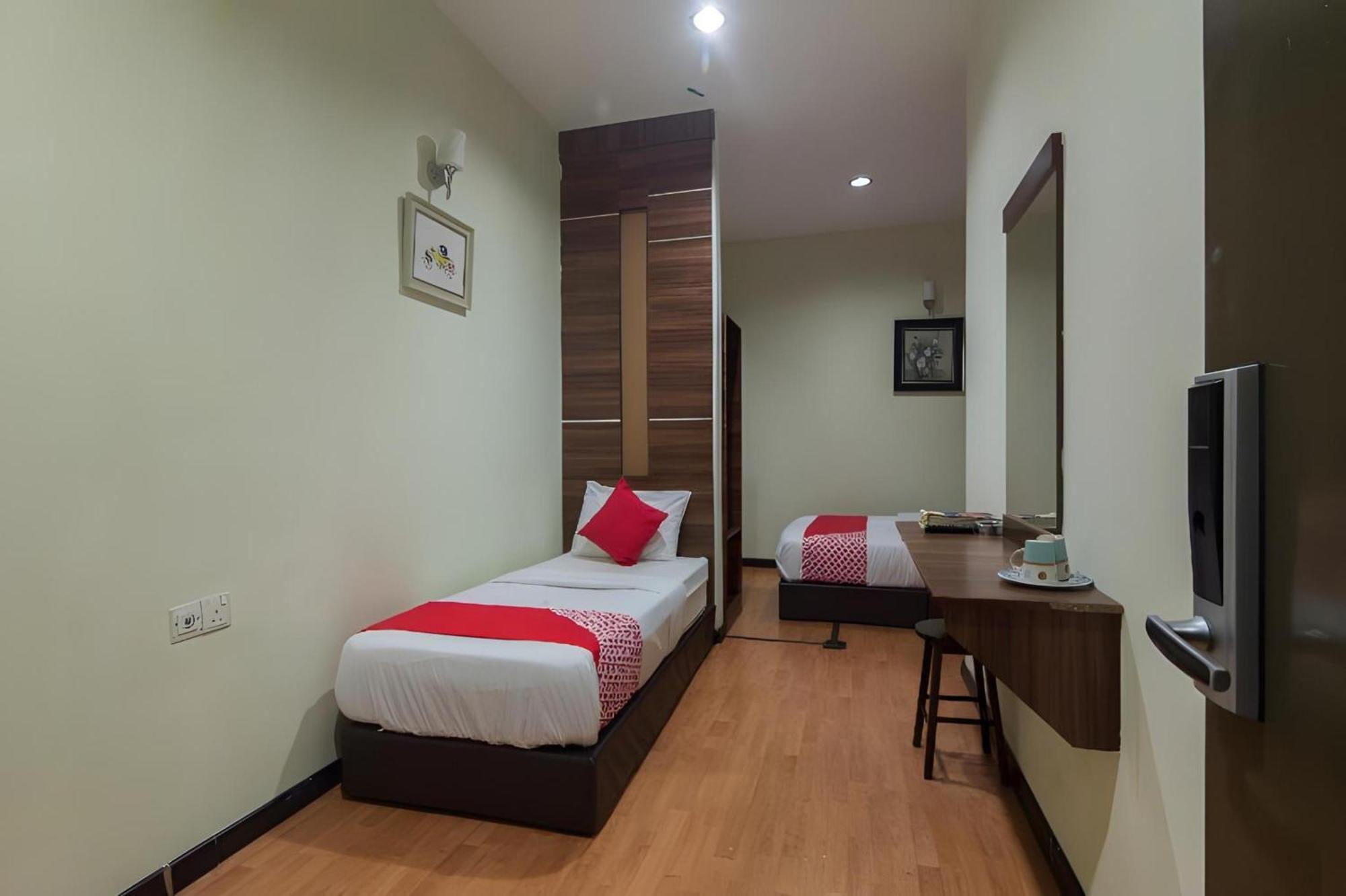 Capital O 812 Hotel Smc Seksyen 13 Shah Alam Exterior foto